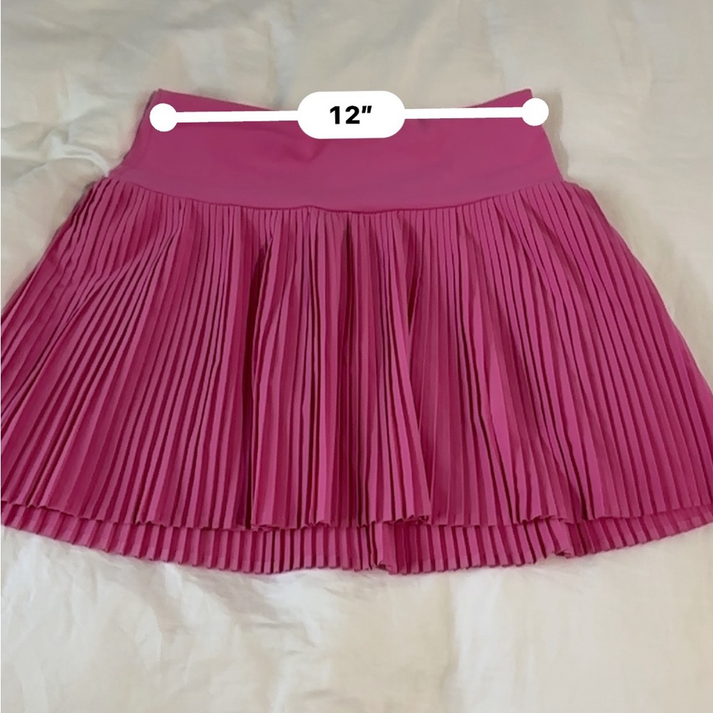 Joy lab size medium pink pleated Scort with built in shorts - Picture 6 of 7